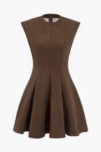 Katı Yuvarlak Yaka Mini Elbise