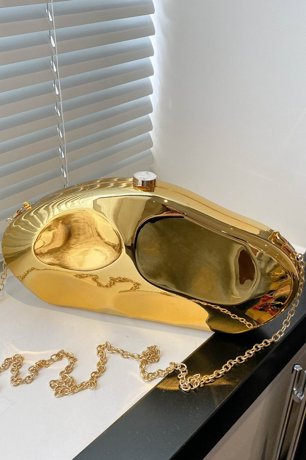 Metalik Kutu Şeklinde Debriyaj Çanta