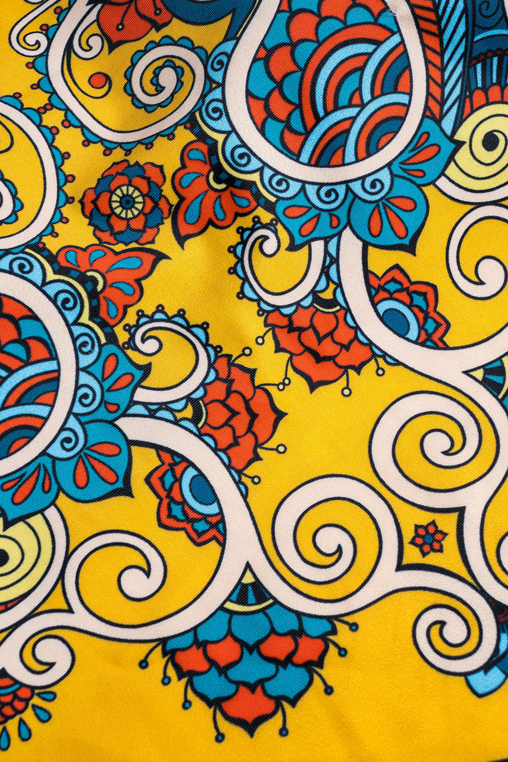 Desenli Kontrast Renk Bloklu Bağlamalı Bikini Takımı