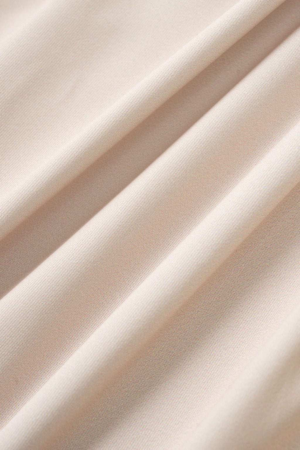 Desenli Tüy Detaylı İki Parça Bikini Takımı