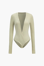 Fleur Bodysuit Ve Yüksek Yırtmaçlı Midi Etek TakımFitilli V Yaka Bodysuit Ve Yüksek Yırtmaçlı Midi Etek Takım