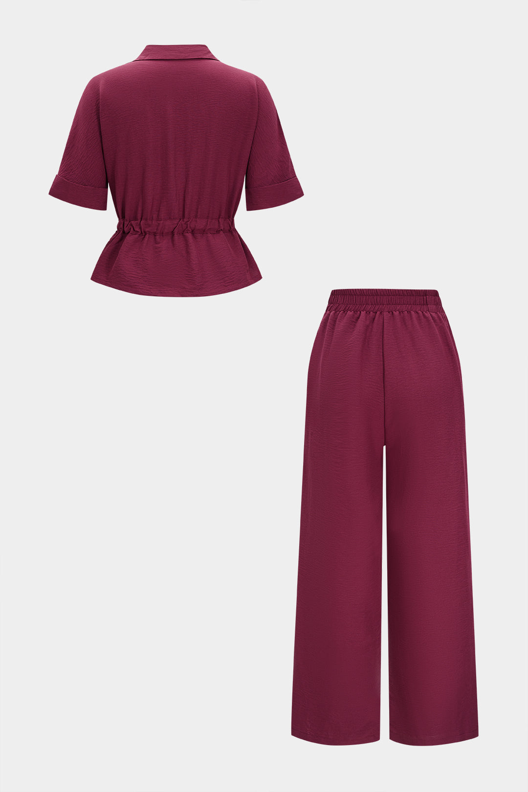 Kısa kollu üst ve Pantolon Takımı