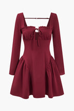 Düz Sırtı Açık Dantelli Bağlamalı Mini Elbise