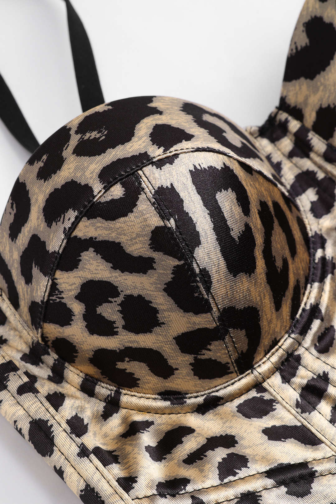 Leopar Desenli Sırt Dekolteli Büstiyer Slip Atlet