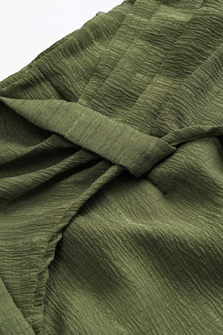 Düz Büzgülü Fermuarlı Şort