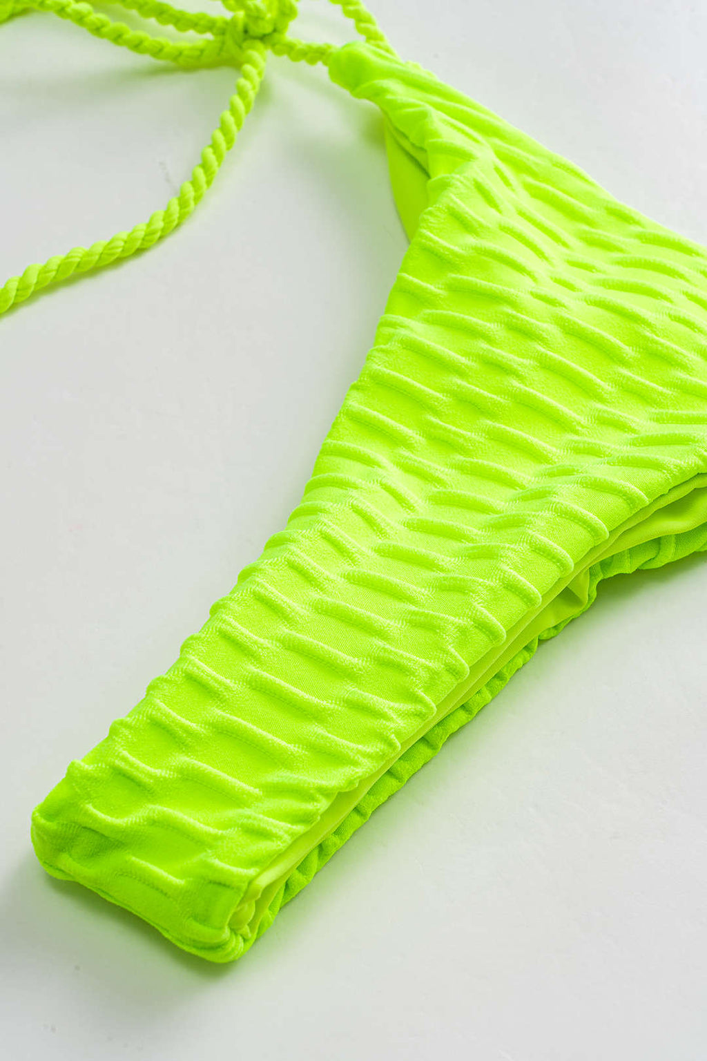 Metalik Saçaklı Kıvrımlı Bağlamalı Bikini Takımı