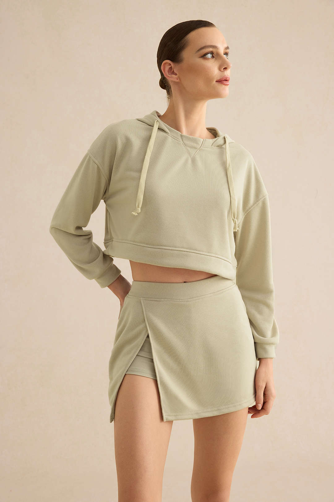 Portina Kapüşonlu top ve Mini Etek Takım