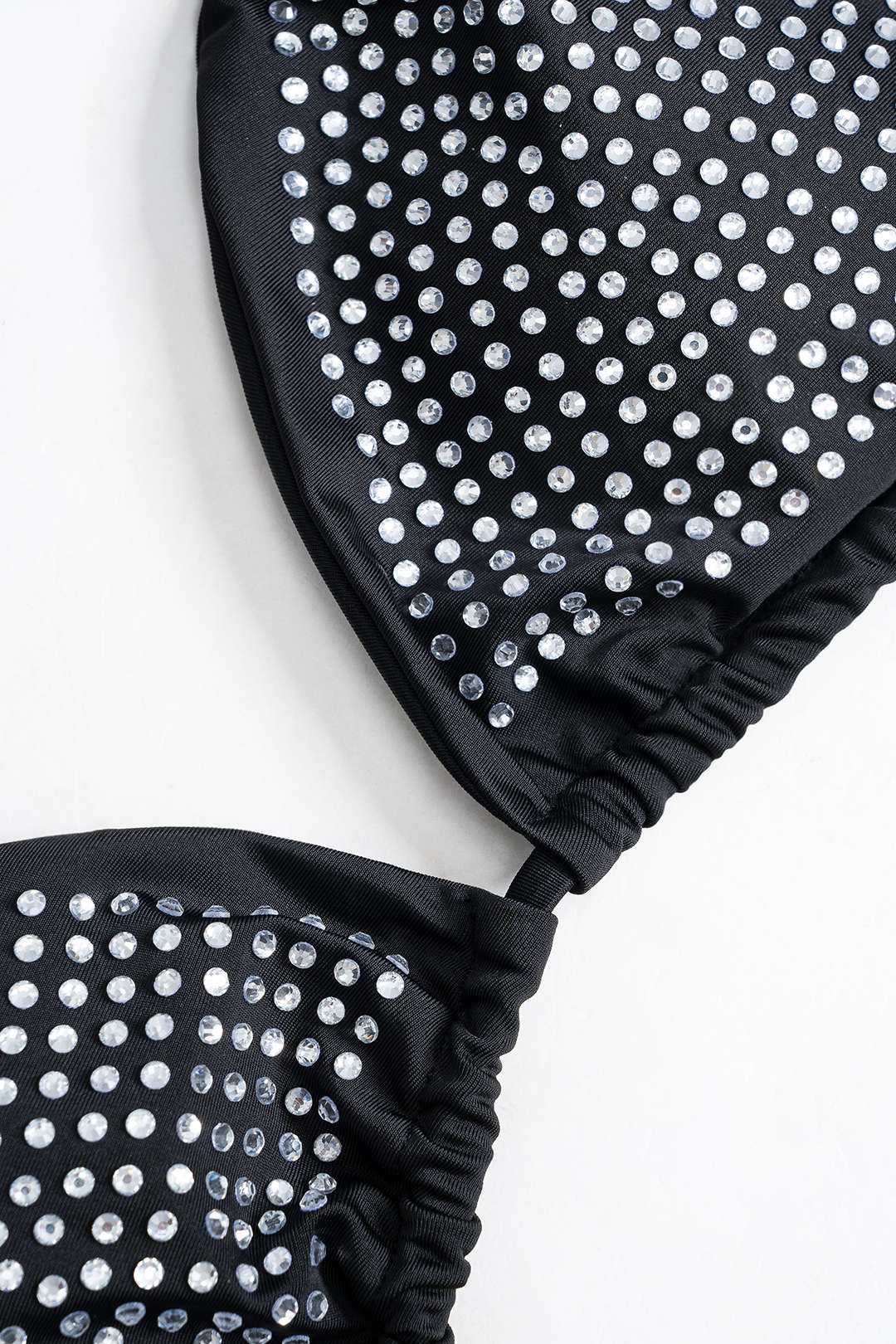 Strass Detaylı Bağlamalı Sırt Dekolteli Bikini Takımı