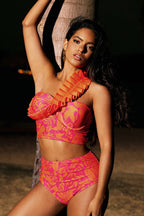 Yaprak Desenli Volanlı Büstiyer Bikini Takımı