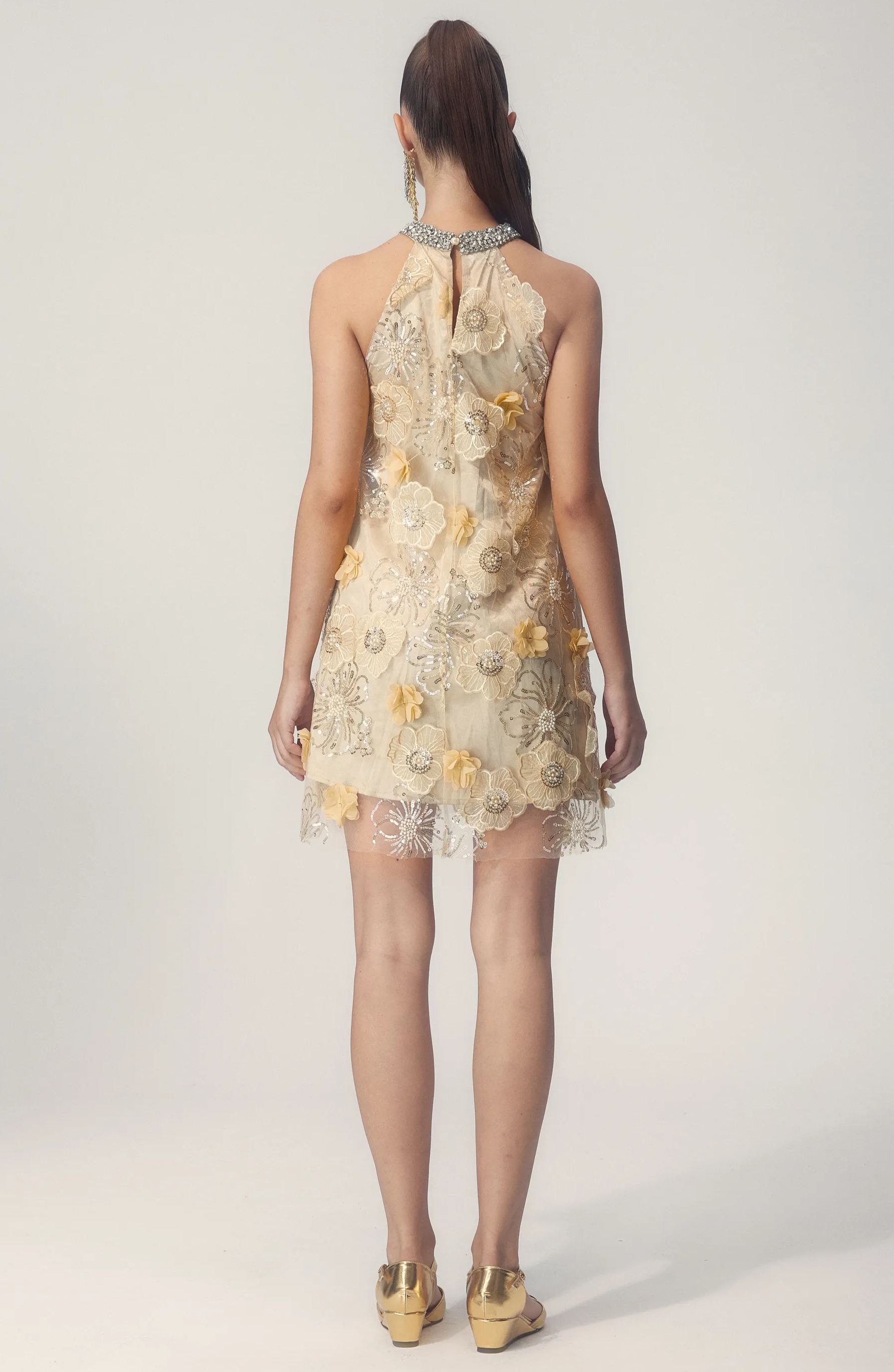 Çiçek İşlemeli Mini Elbise