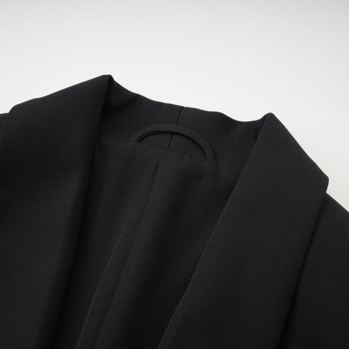 Roxane kristal süslemeli ceket ve etek takımı