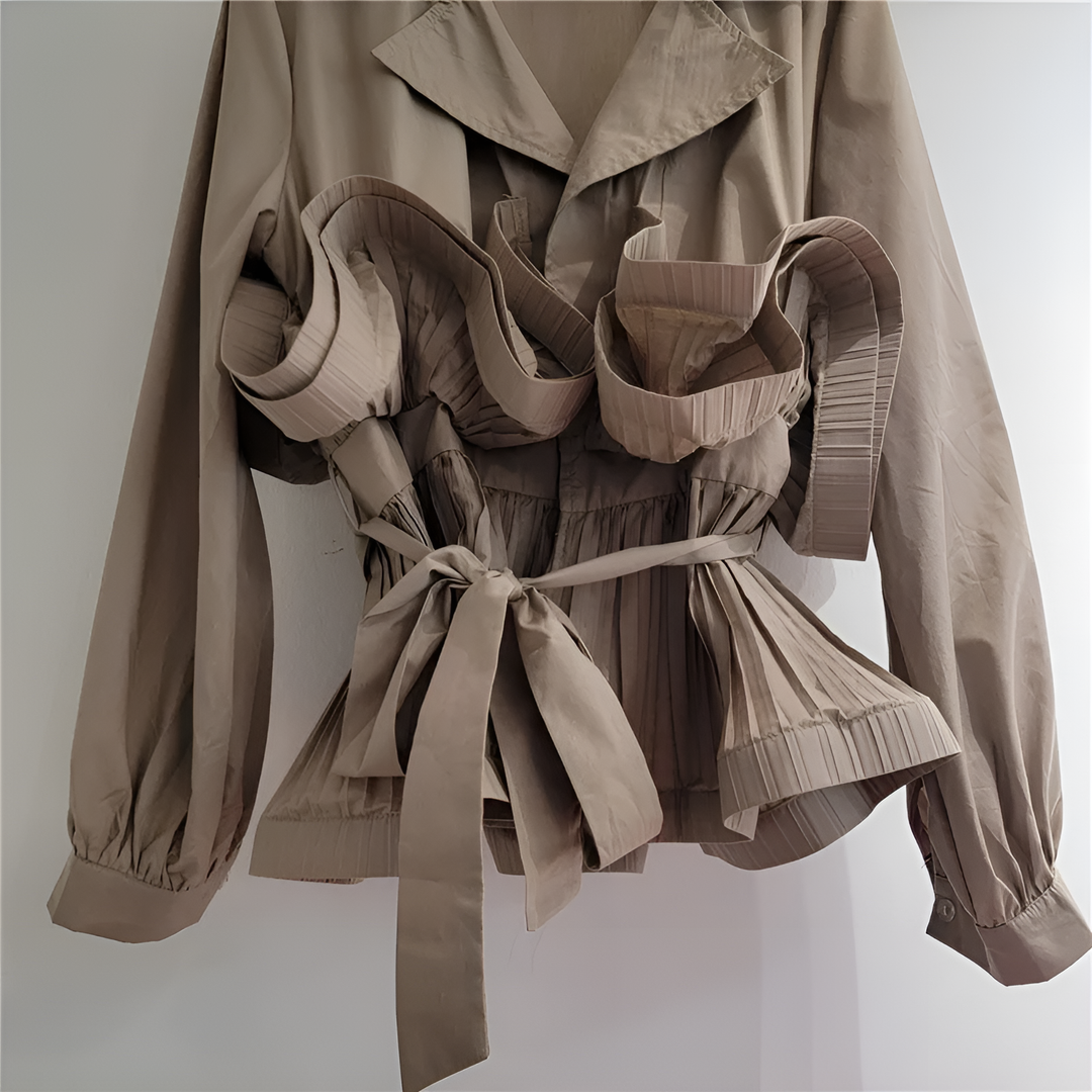 Pileli Volanlı Uzun Kollu Bağcıklı Ceket